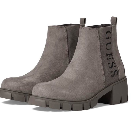 Guess Grey Logo Boots Size 8 New - Picture 1 of 6